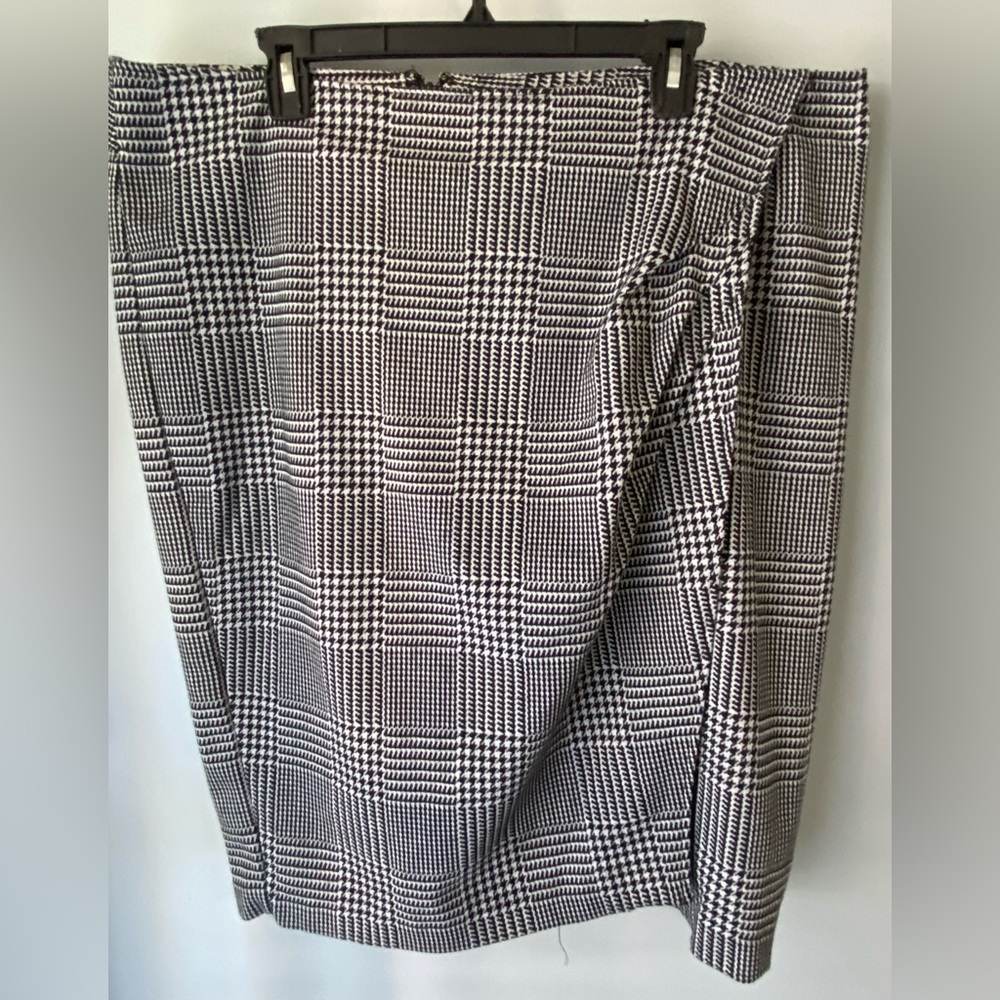 Lane Bryant Black and White Checkered Pencil Skirt